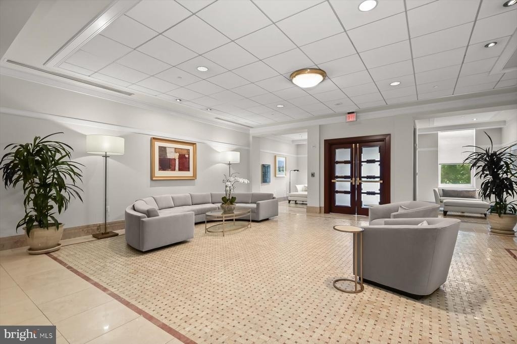 2425 L Street Nw - Photo 21