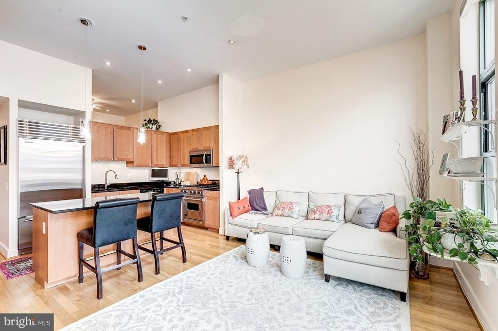 2425 L Street Nw - Photo 10