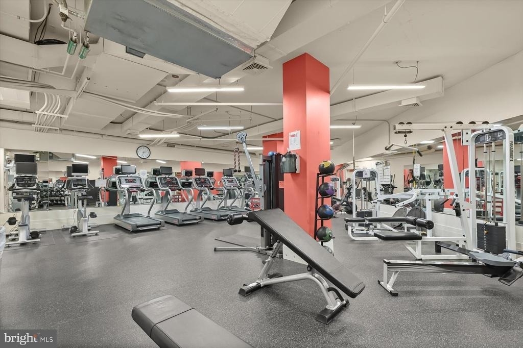2425 L Street Nw - Photo 23