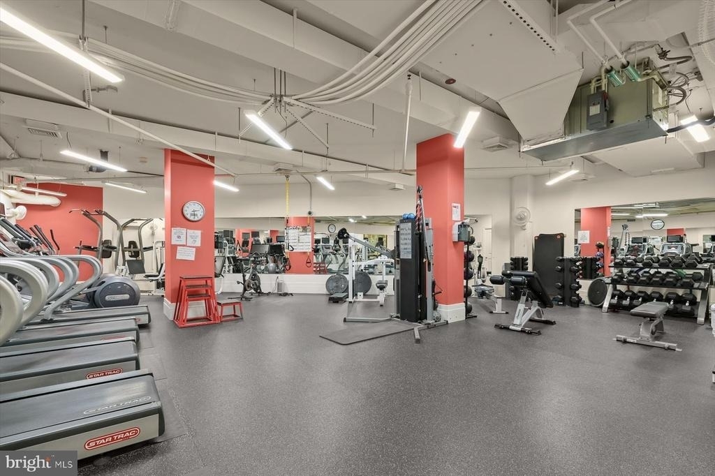 2425 L Street Nw - Photo 22