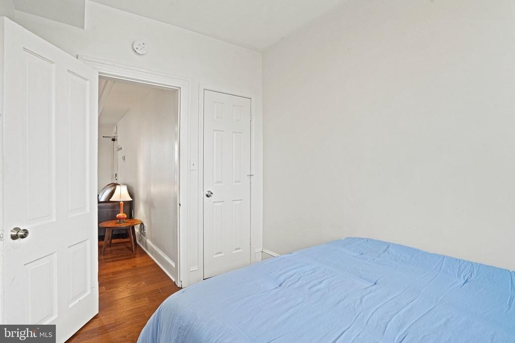 409 Constitution Avenue Ne - Photo 21