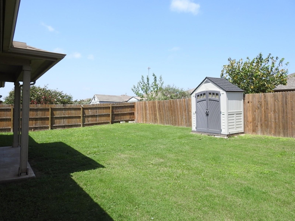 424 Langely - Photo 16