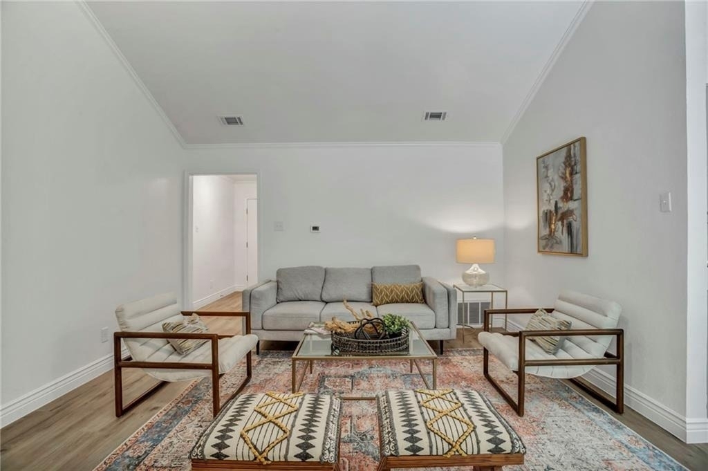 2416 Village Walk - Photo 8