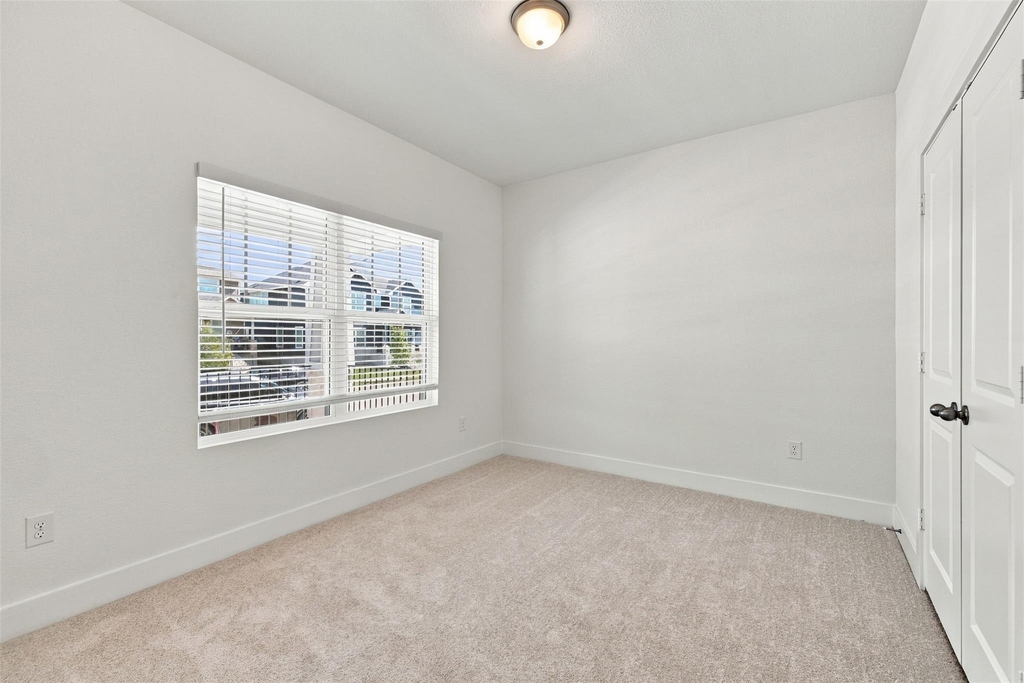 204 Ashby Dr - Photo 13