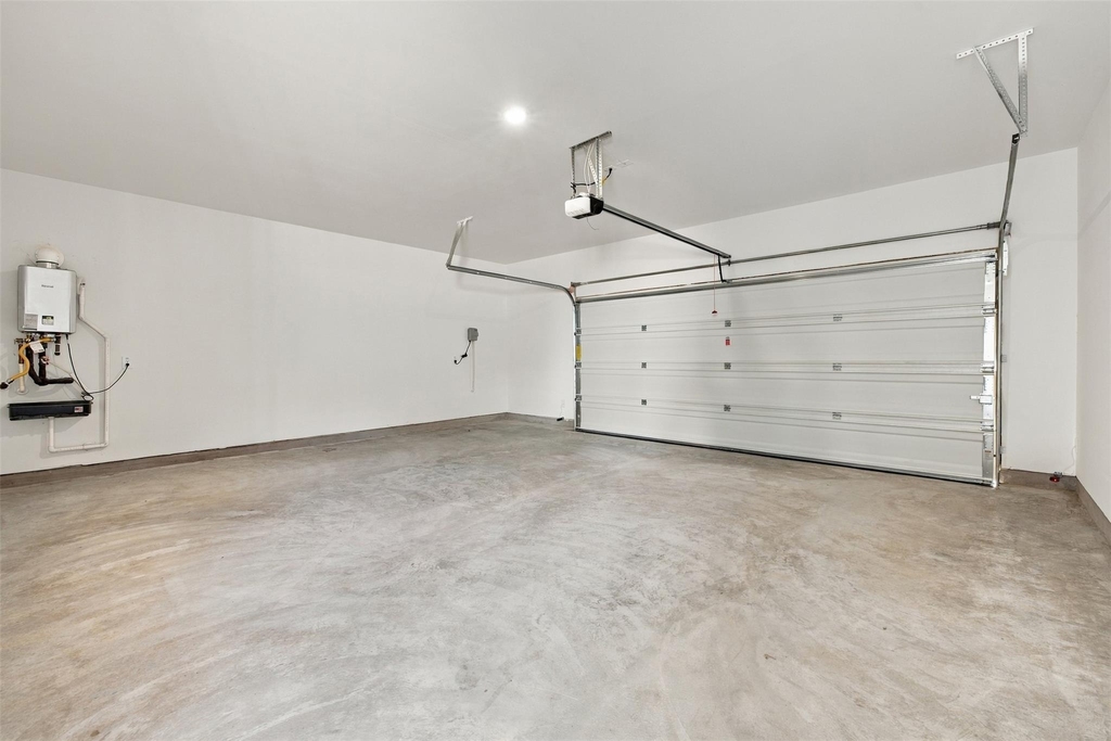204 Ashby Dr - Photo 23