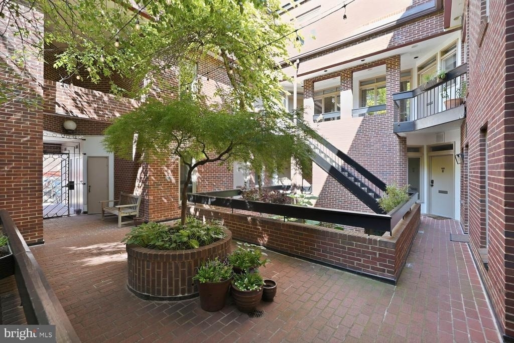 1625 Q Street Nw - Photo 33