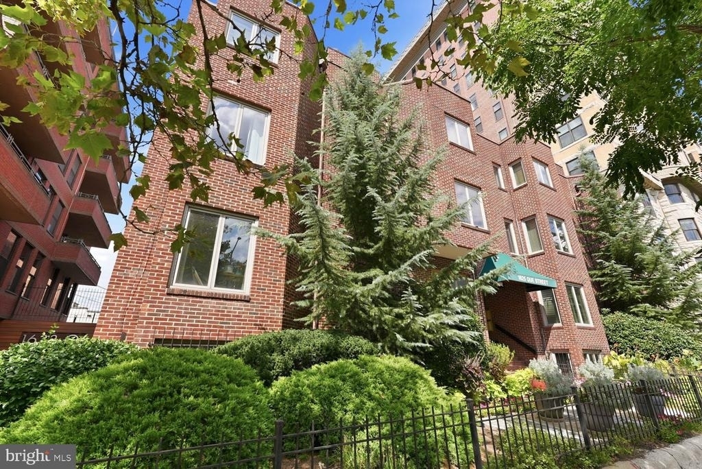 1625 Q Street Nw - Photo 32