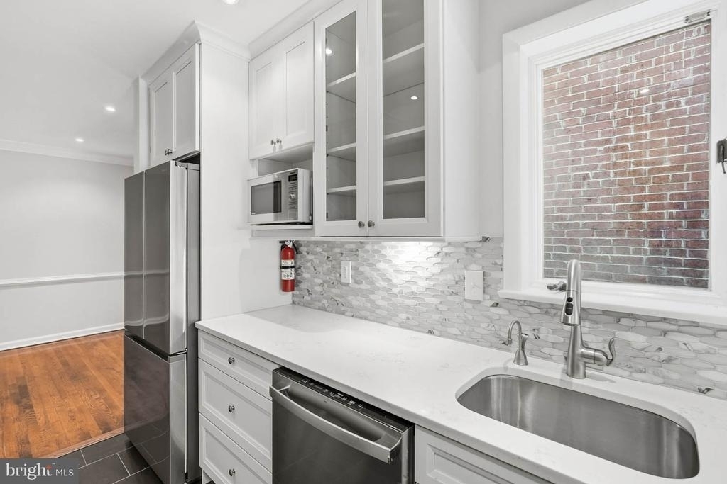 1625 Q Street Nw - Photo 8