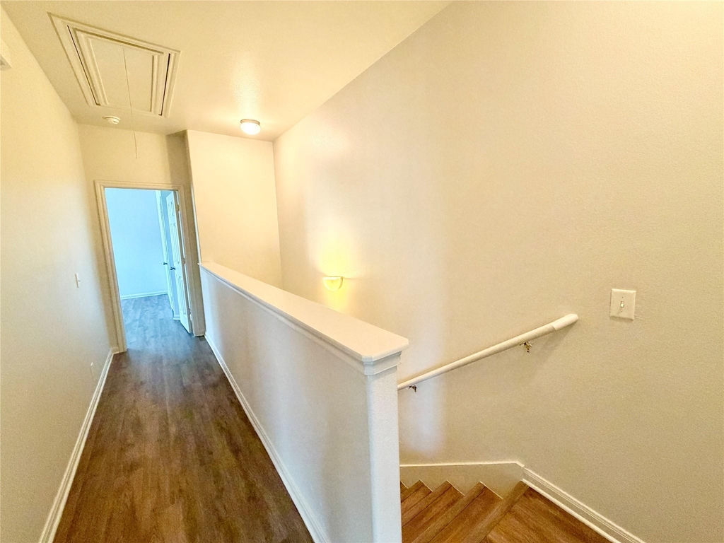 2406 Allred Dr - Photo 11