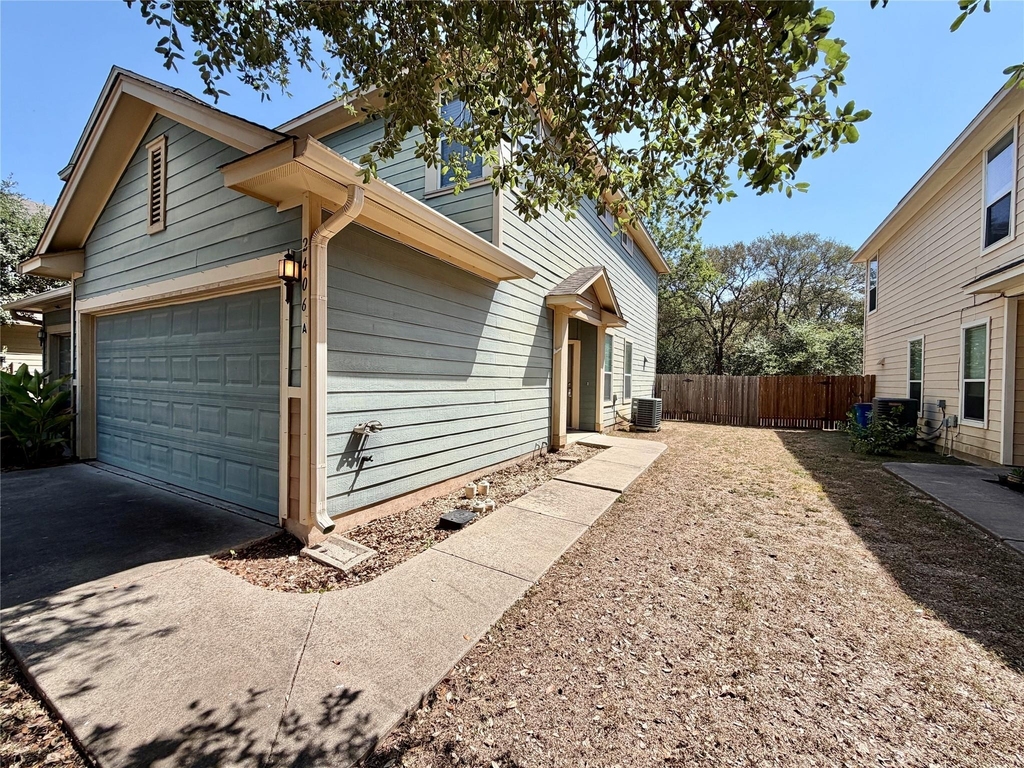 2406 Allred Dr - Photo 0