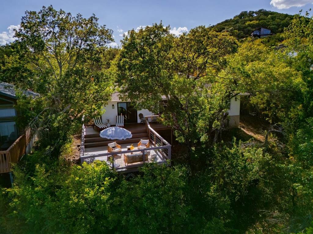 18302 W Rim Dr - Photo 32