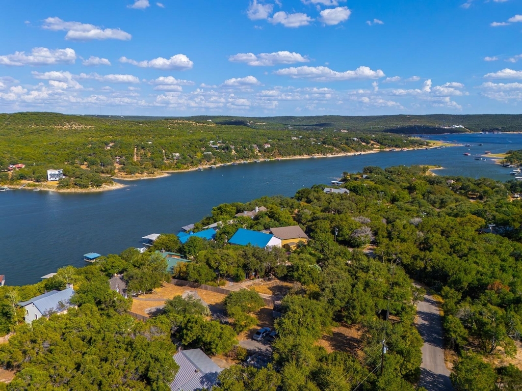 18302 W Rim Dr - Photo 36