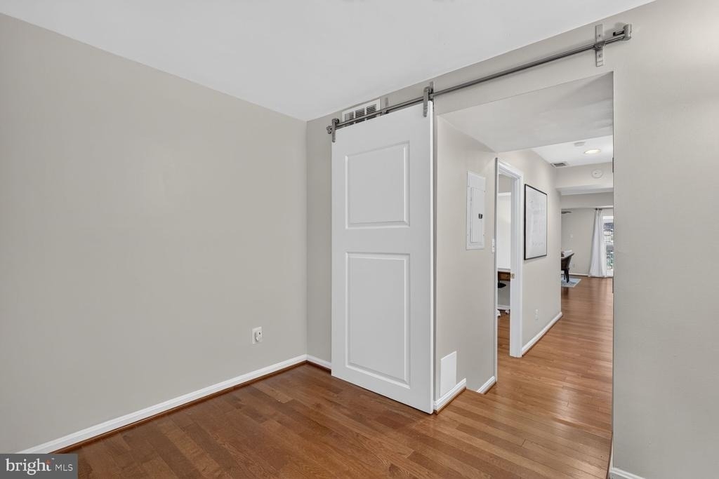 2101 N Street Nw - Photo 12