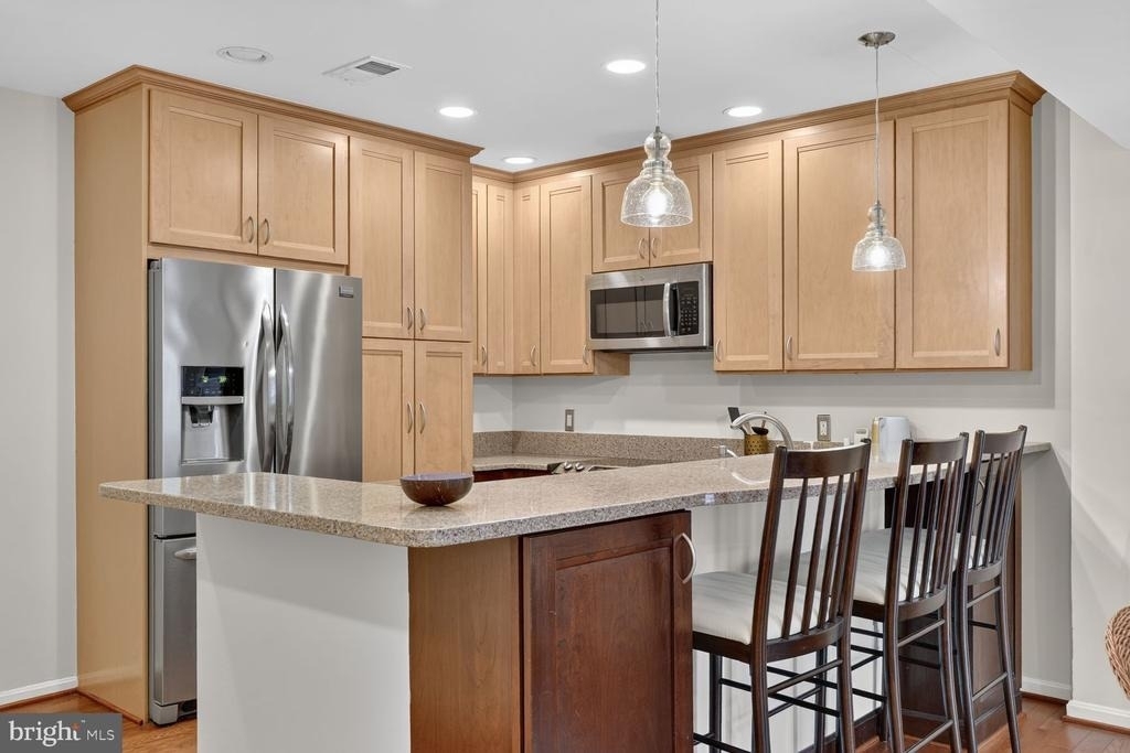2101 N Street Nw - Photo 5