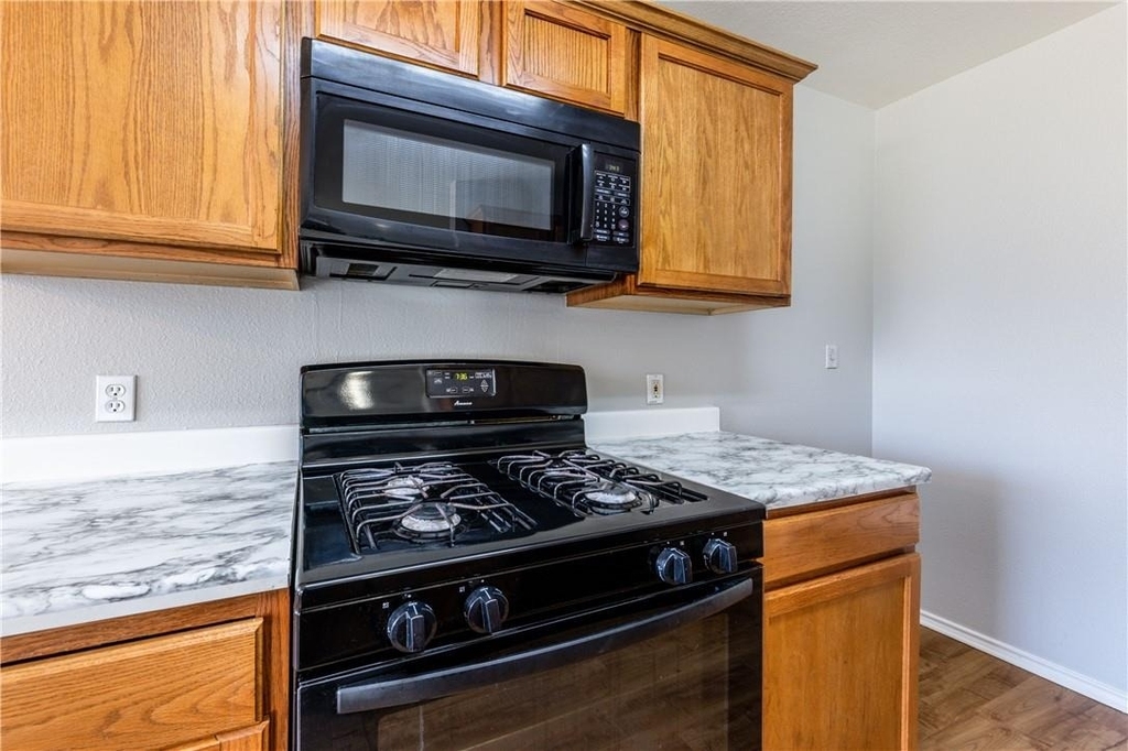 15102 Nuttall Dr - Photo 15