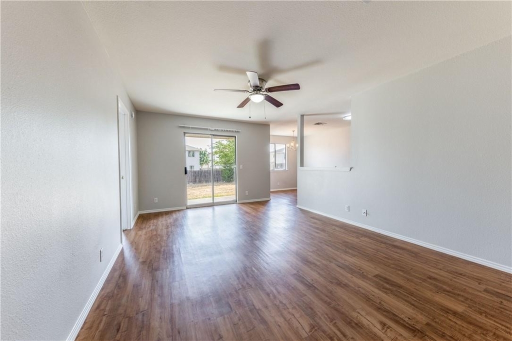 15102 Nuttall Dr - Photo 3