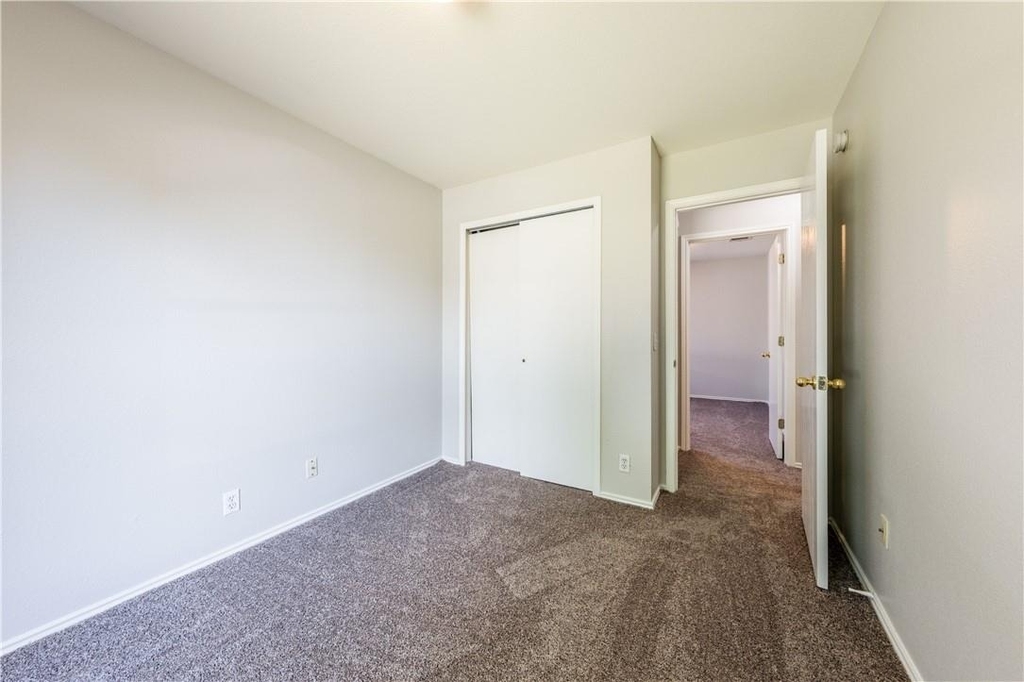 15102 Nuttall Dr - Photo 27