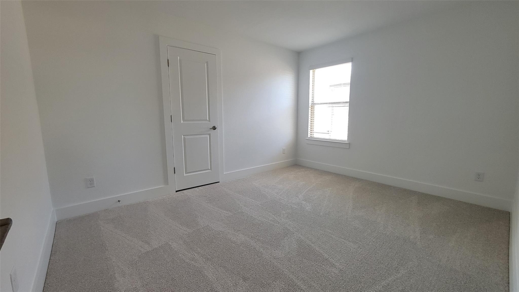 228 Groveland Dr - Photo 29