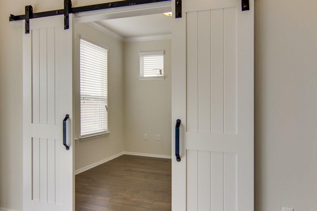 13910 Osmarea Dr - Photo 8