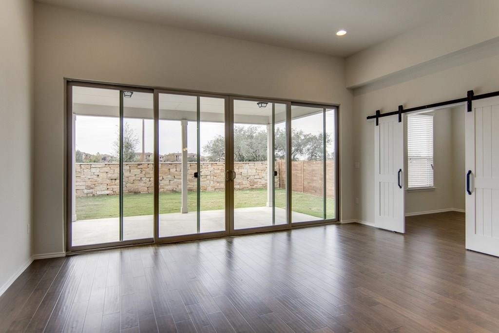 13910 Osmarea Dr - Photo 4