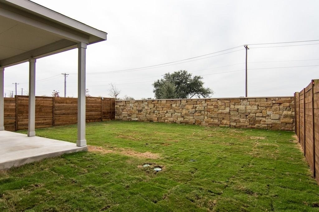 13910 Osmarea Dr - Photo 23