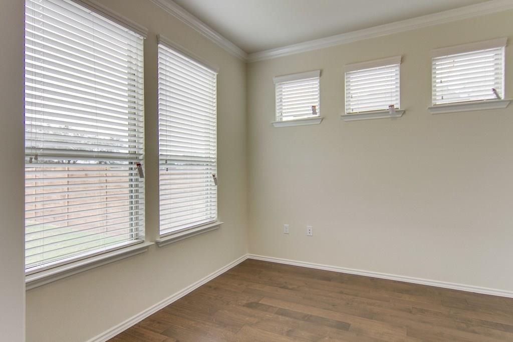 13910 Osmarea Dr - Photo 9