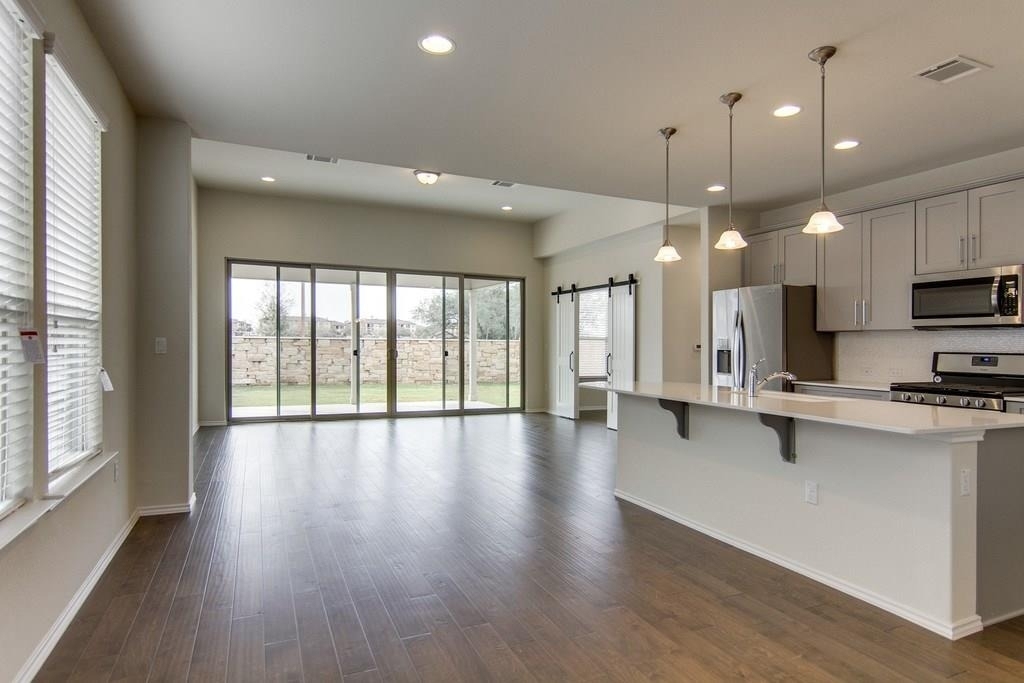 13910 Osmarea Dr - Photo 5