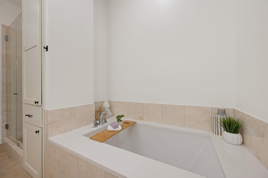 1504 Collier St - Photo 20