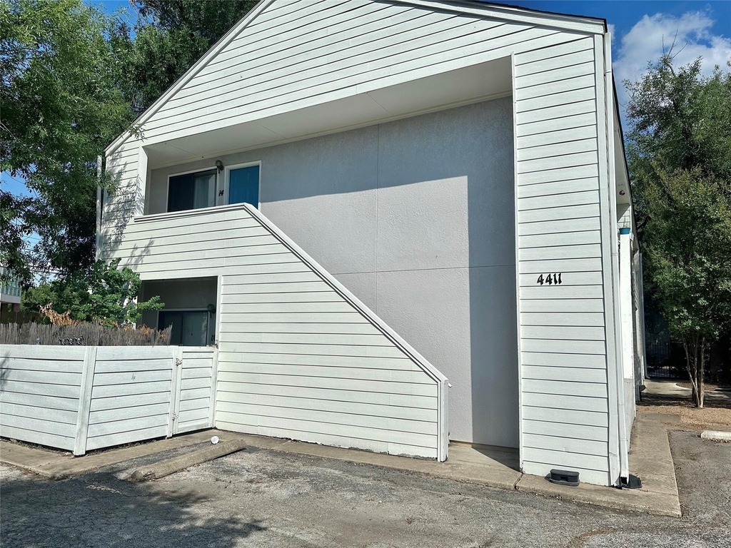 4411 Guadalupe St - Photo 14