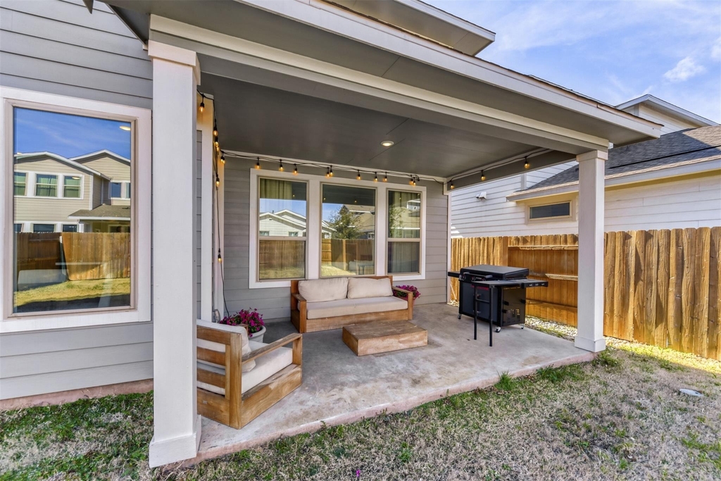 8602 Cottage Rose Dr - Photo 2