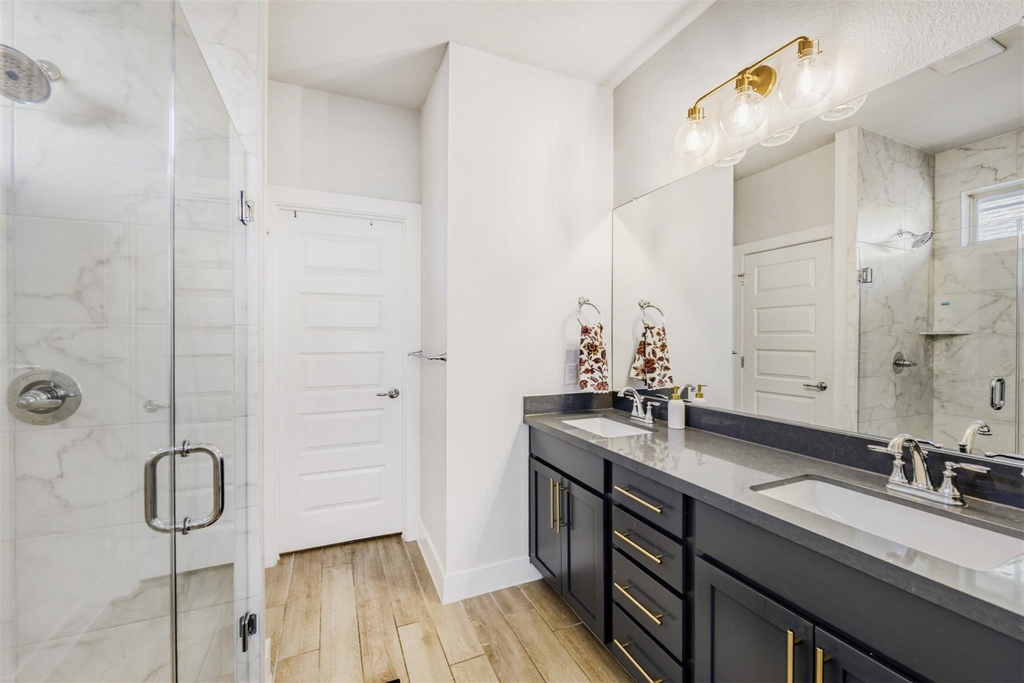 8602 Cottage Rose Dr - Photo 14