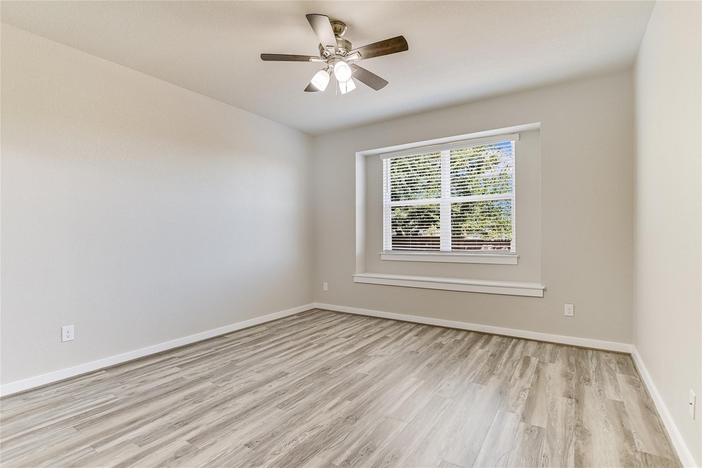 17201 Leafroller Dr - Photo 14