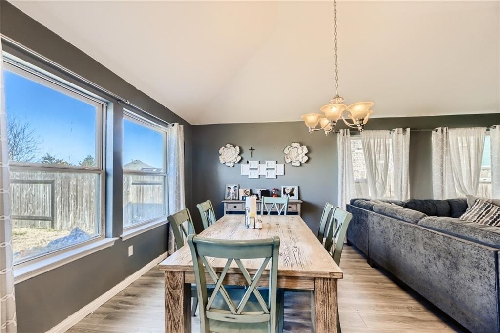 349 Tailwind Dr - Photo 3