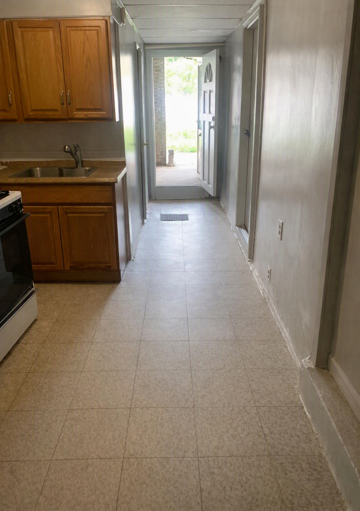 1 BR Apartment in Bronx - Photo 0