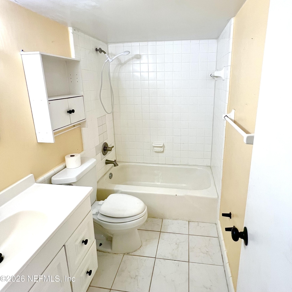2043 Dunsford Terrace - Photo 12