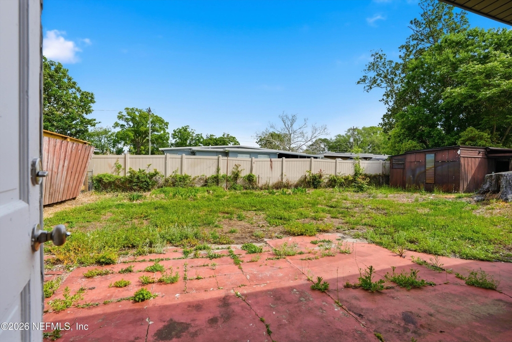 6713 Provost Road N - Photo 22