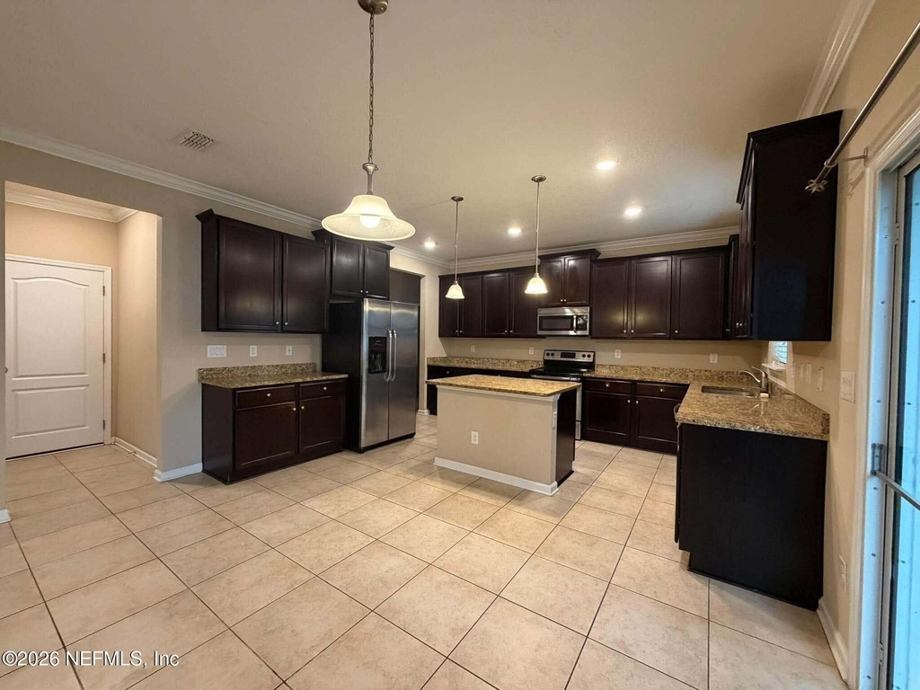 16082 Willow Bluff Court - Photo 4