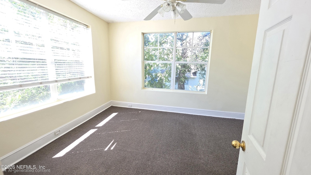 2024 Redwing Street - Photo 11