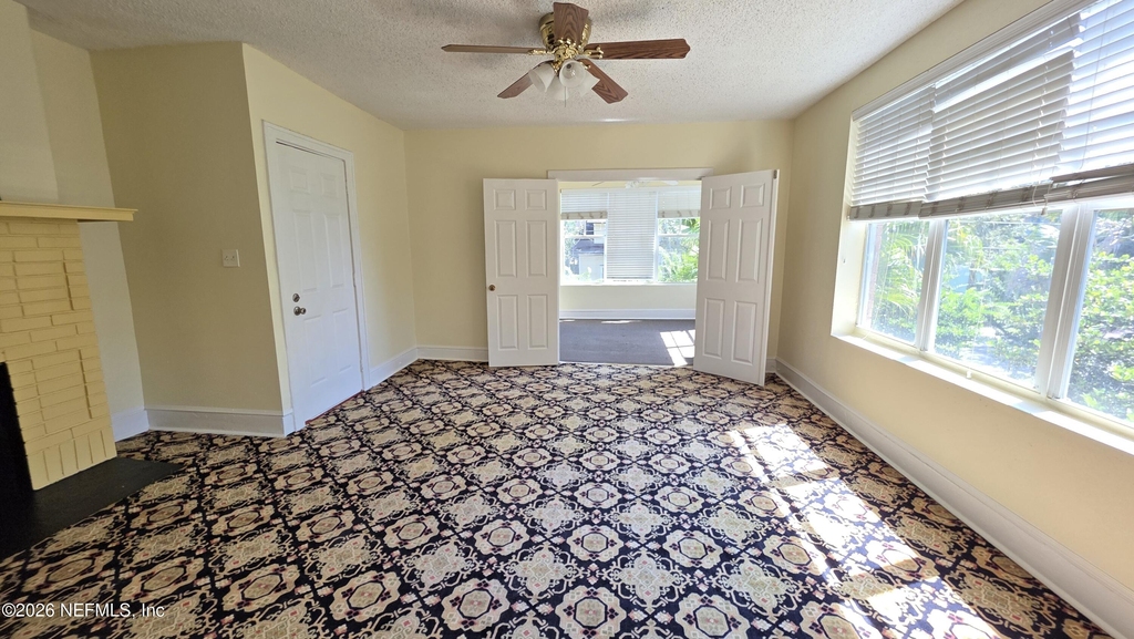 2024 Redwing Street - Photo 3