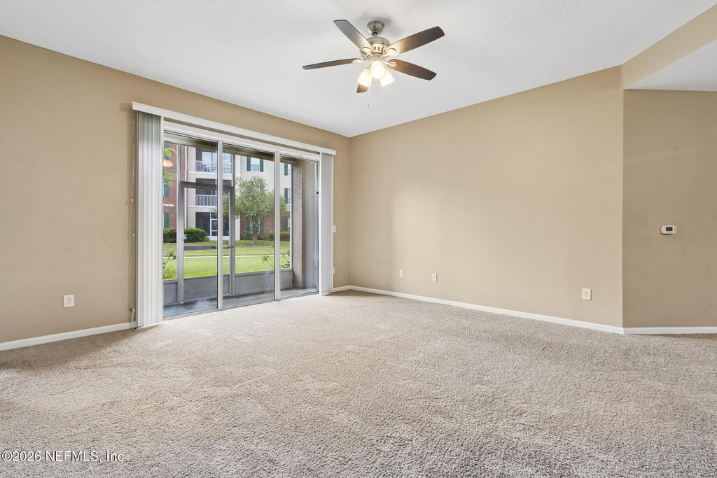 785 Oakleaf Plantation Parkway - Photo 3