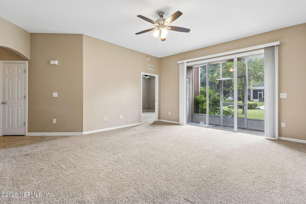 785 Oakleaf Plantation Parkway - Photo 6