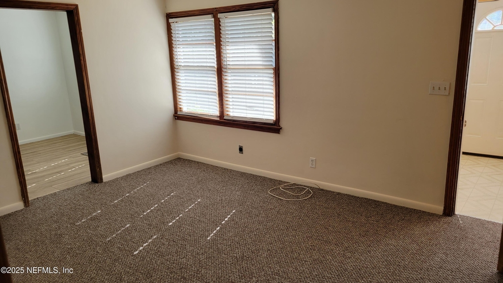 4505 Clinton Avenue - Photo 11