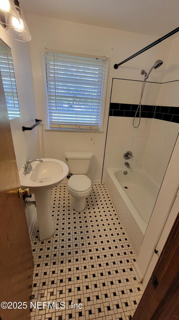 4505 Clinton Avenue - Photo 14