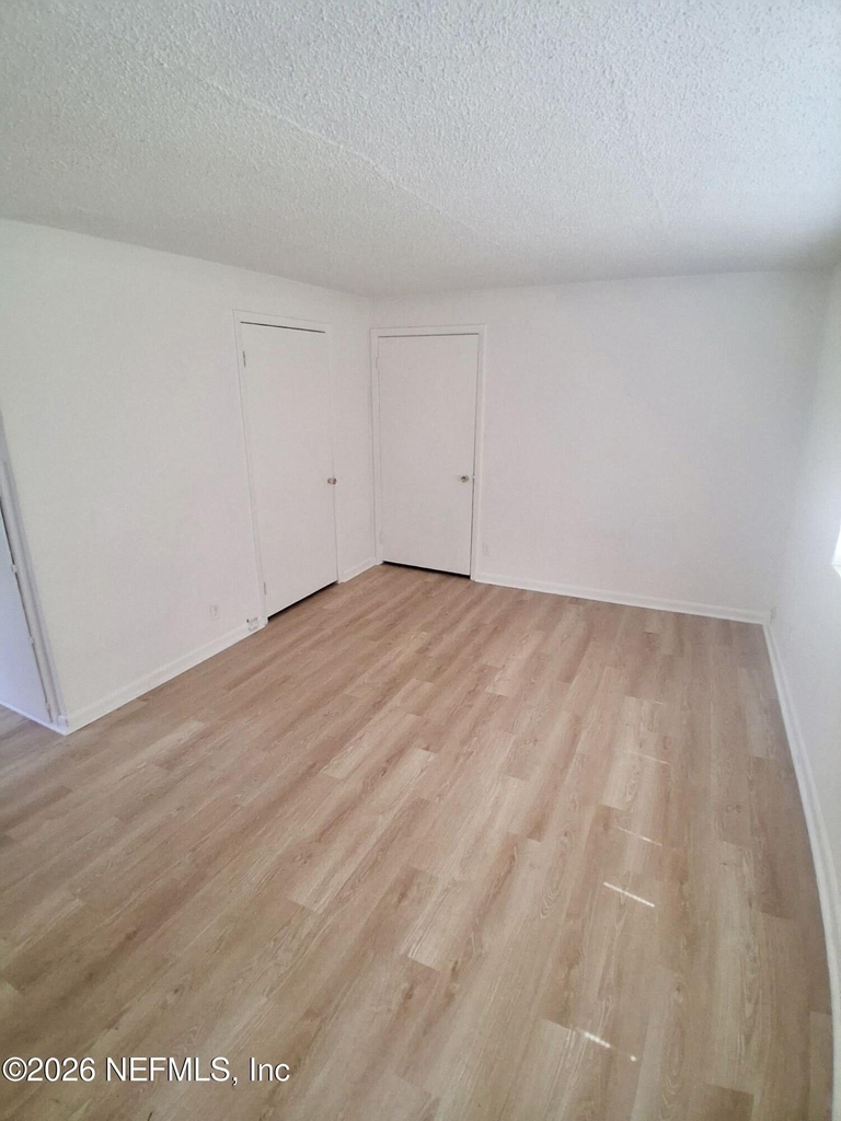 7913 Hare Avenue - Photo 3