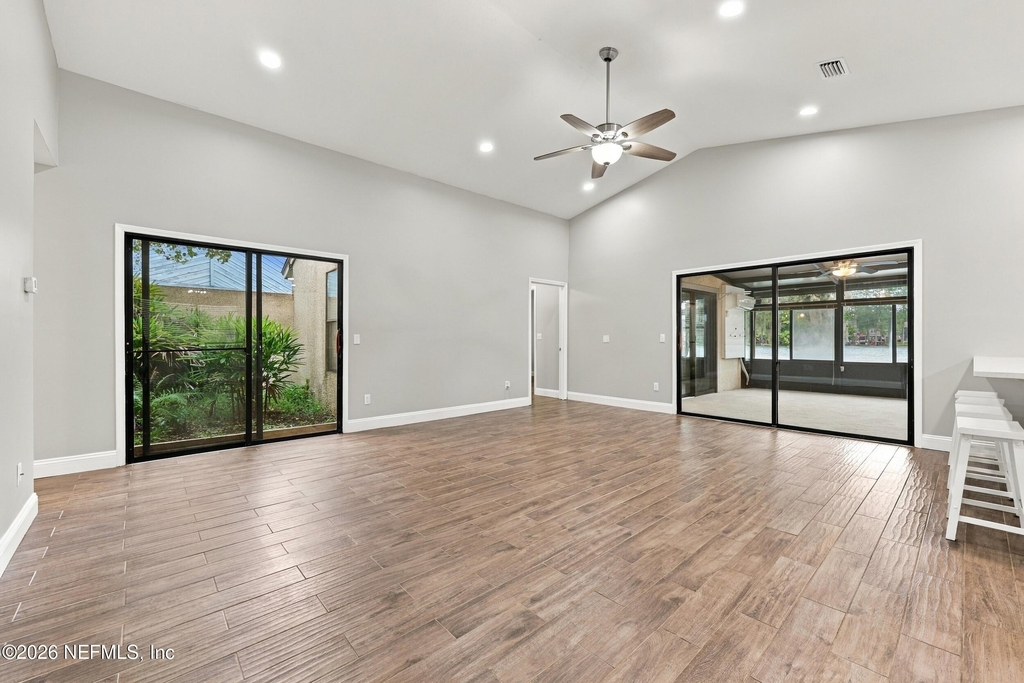 11317 Conch Court - Photo 11