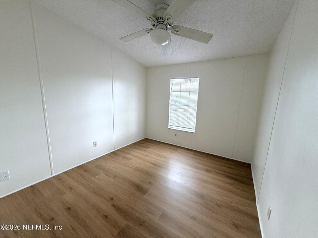 530 Ellison Road E - Photo 19