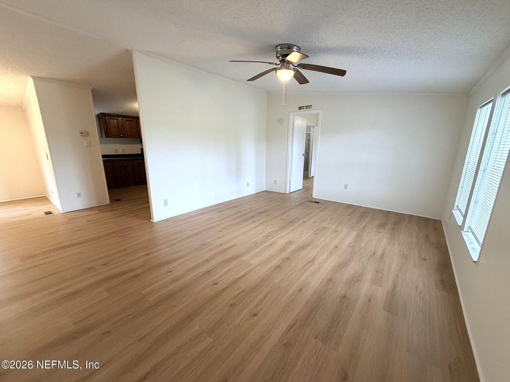 530 Ellison Road E - Photo 1