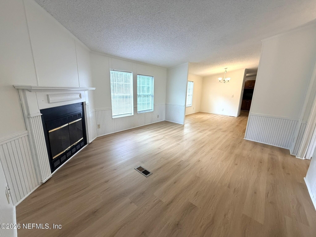 530 Ellison Road E - Photo 6