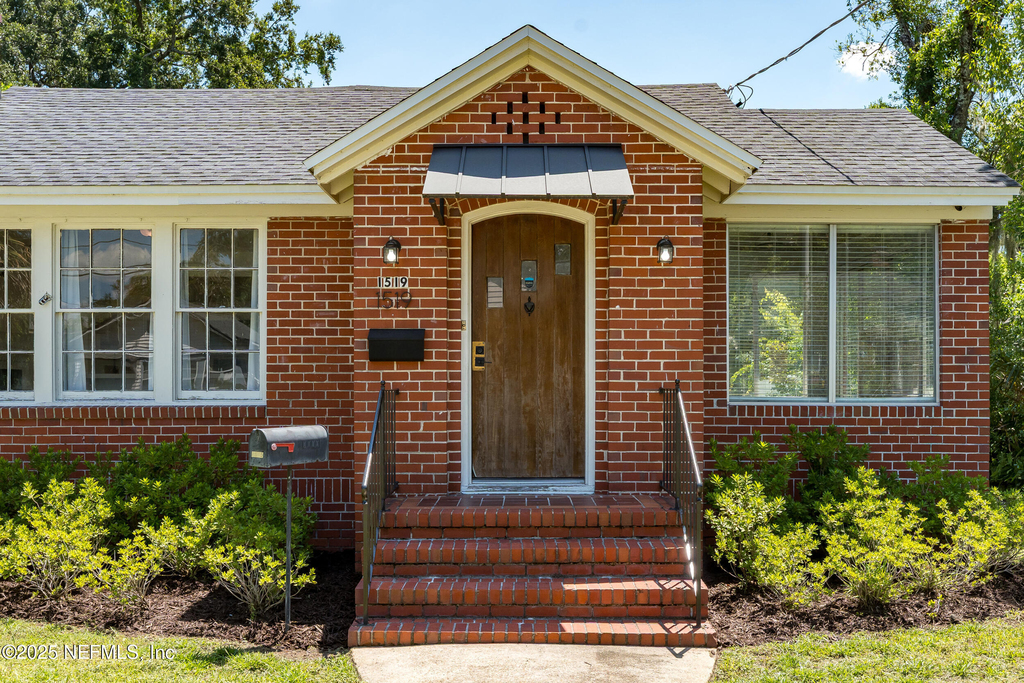 1519 Belmonte Avenue - Photo 3