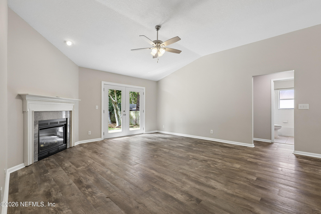 1760 Chandelier Circle W - Photo 14